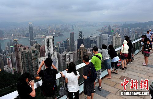 探索香港资讯前沿，2024年正版资料的免费获取与深度解析